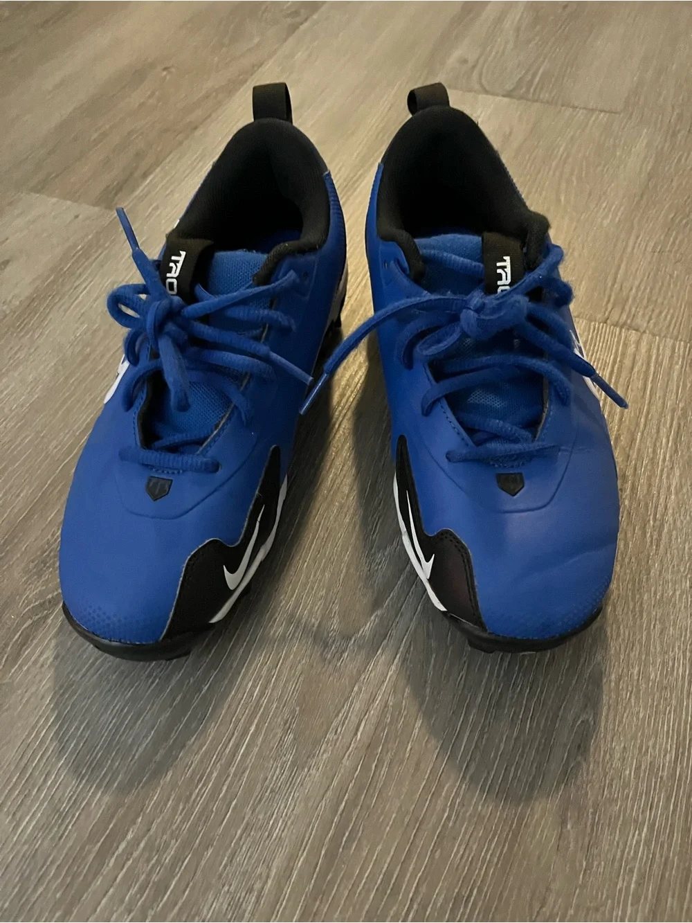Nike TAC Baseball Cleats with White Logo Size 5 Youth Cleats